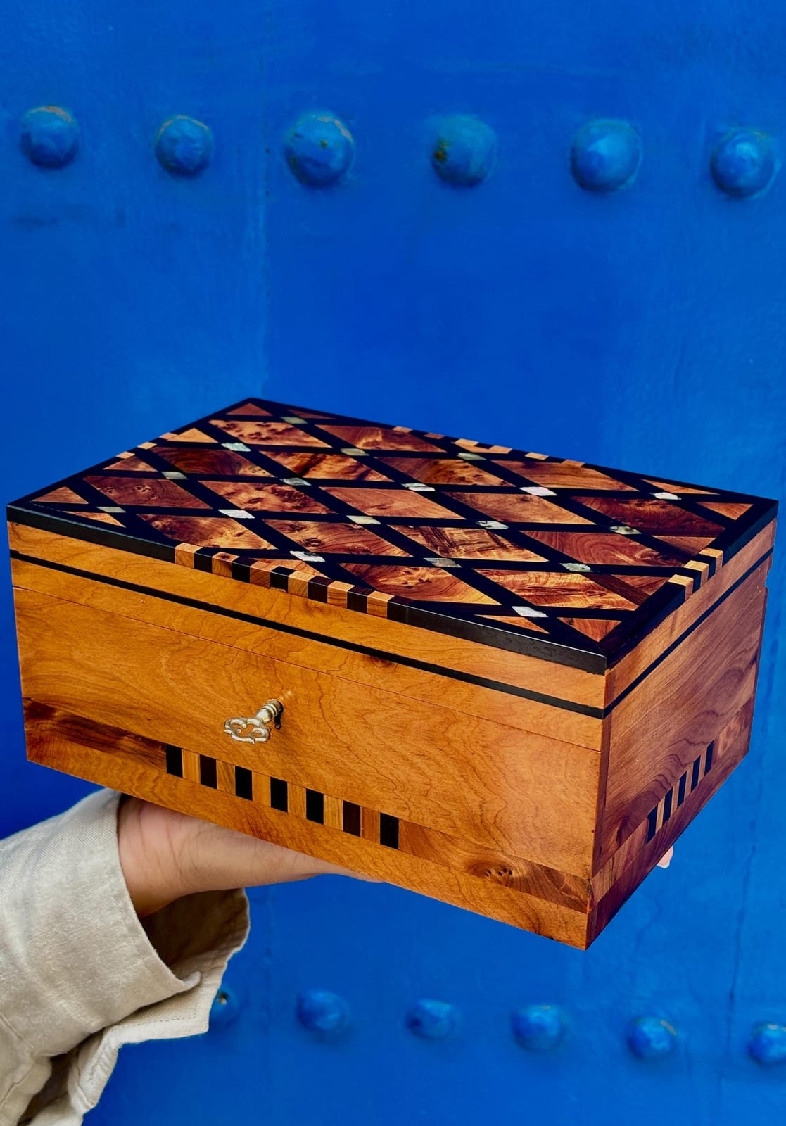 Wooden Jewelry Box with Lock & Key — Marquetry Inlay, Mother of Pearl — handcrafted thuya wood piece by Mana Atelier